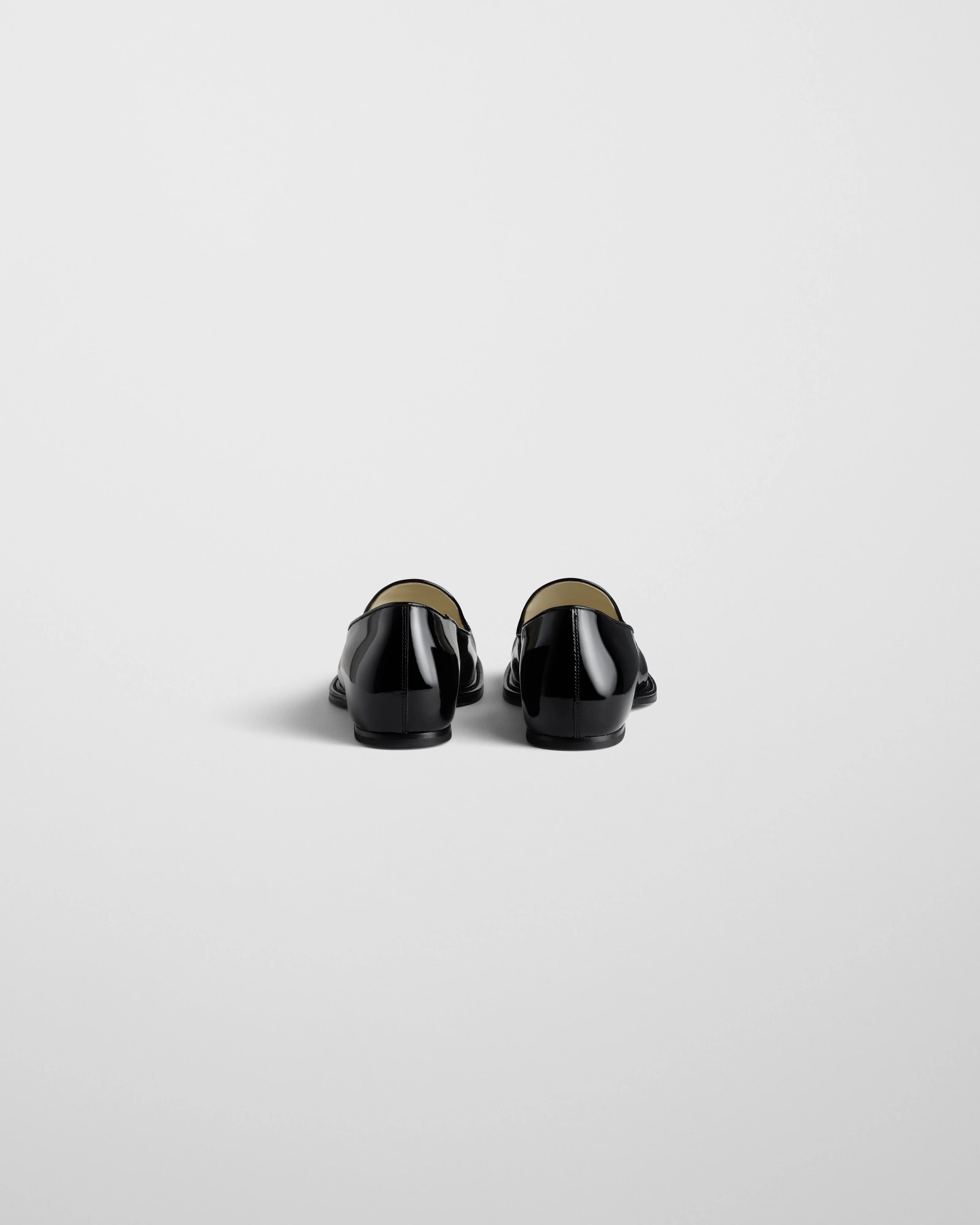 BULLNOSE SLIP ON | black leather - Image 4