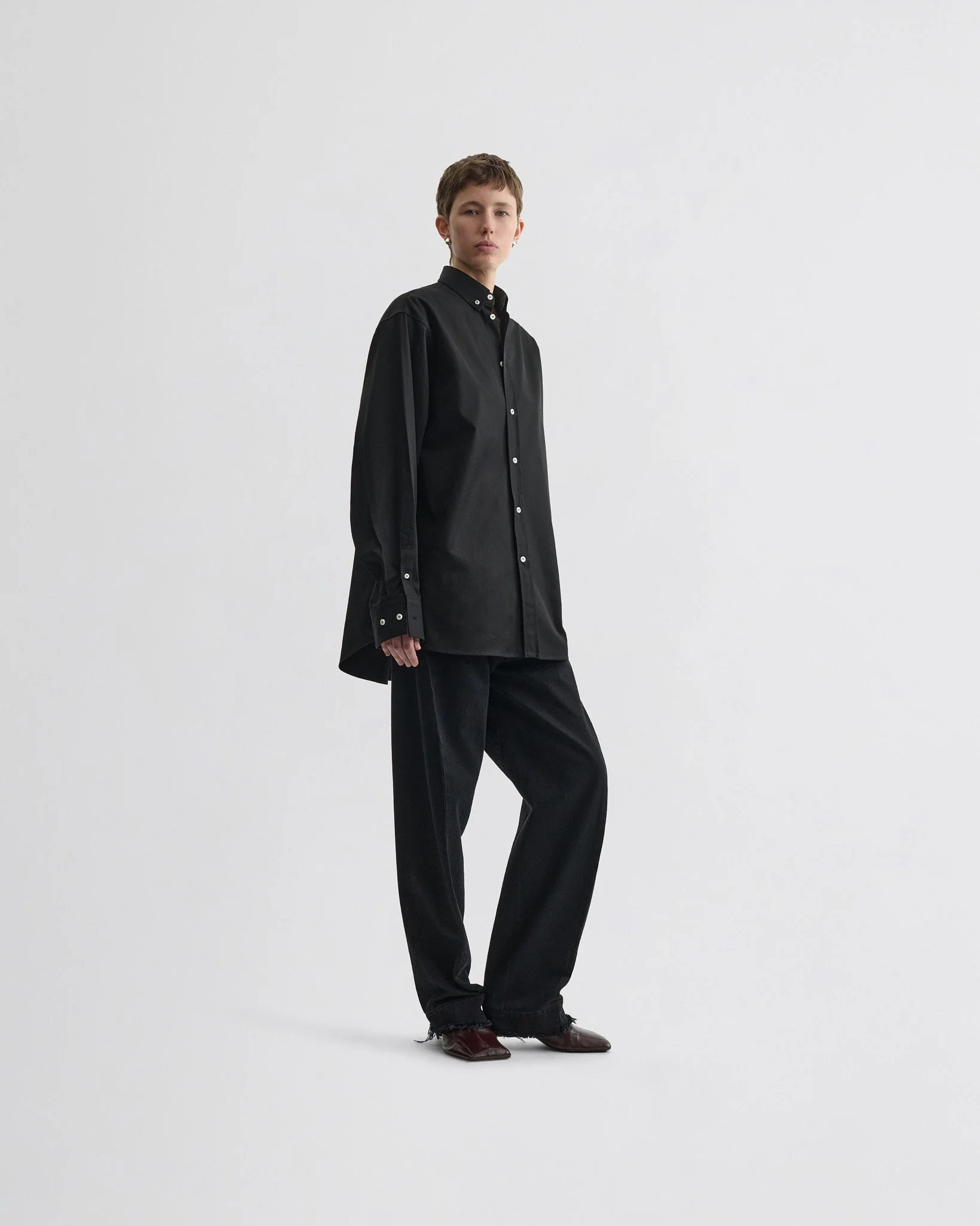 BUTTON COLLAR SHIRT | black cotton - Image 3