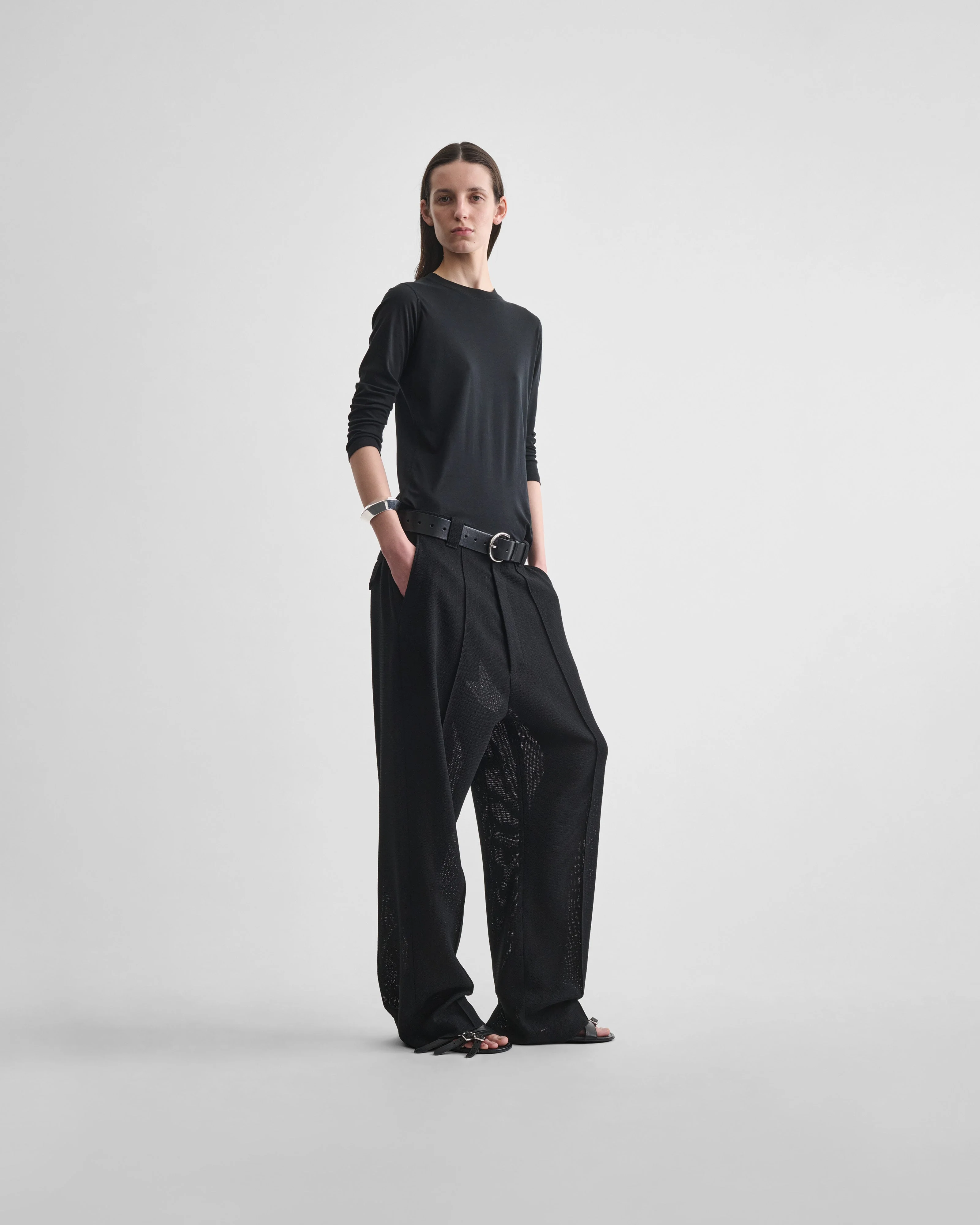 CROPPED SLEEVE TEE | black cotton - Image 3