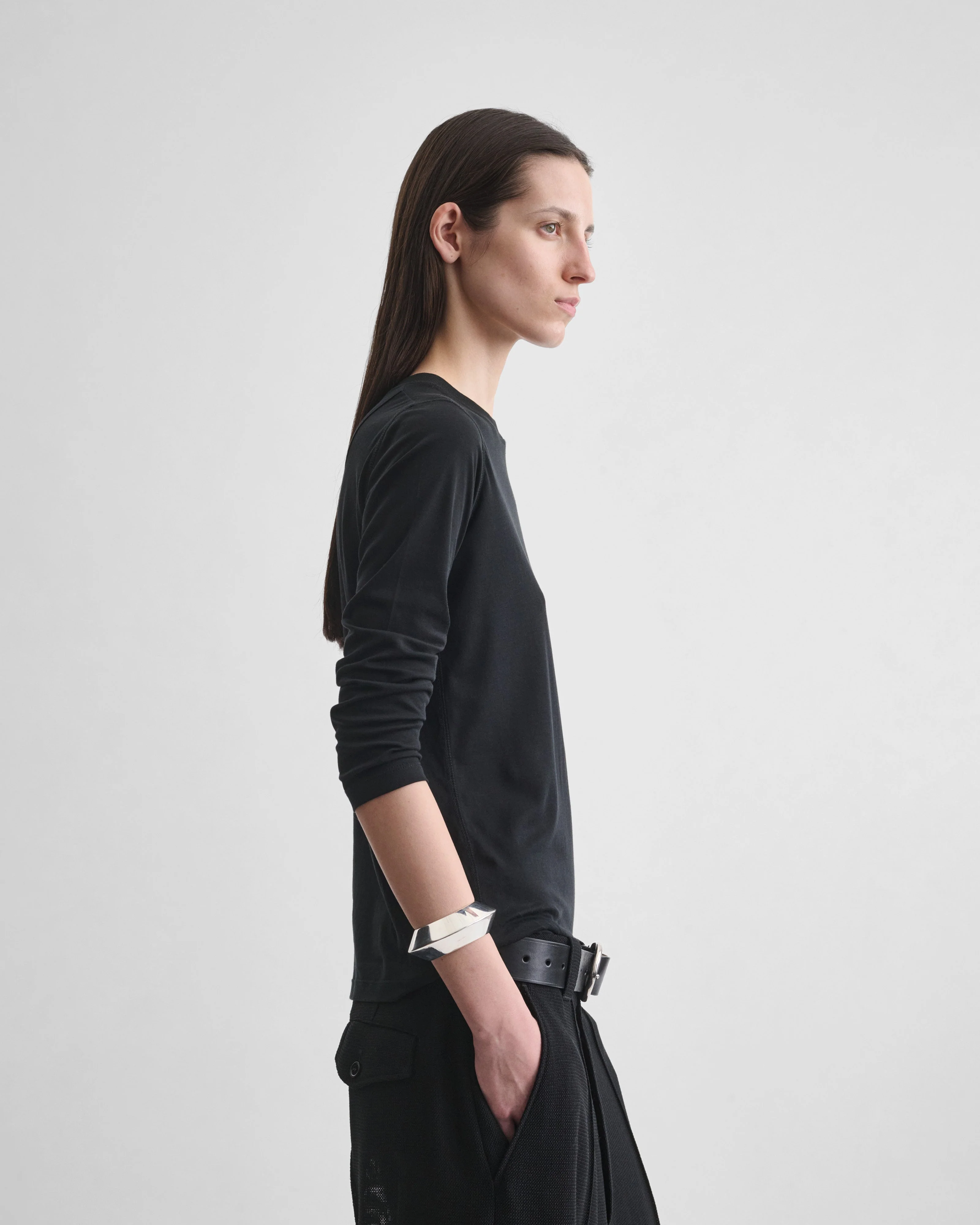 CROPPED SLEEVE TEE | black cotton - Image 5