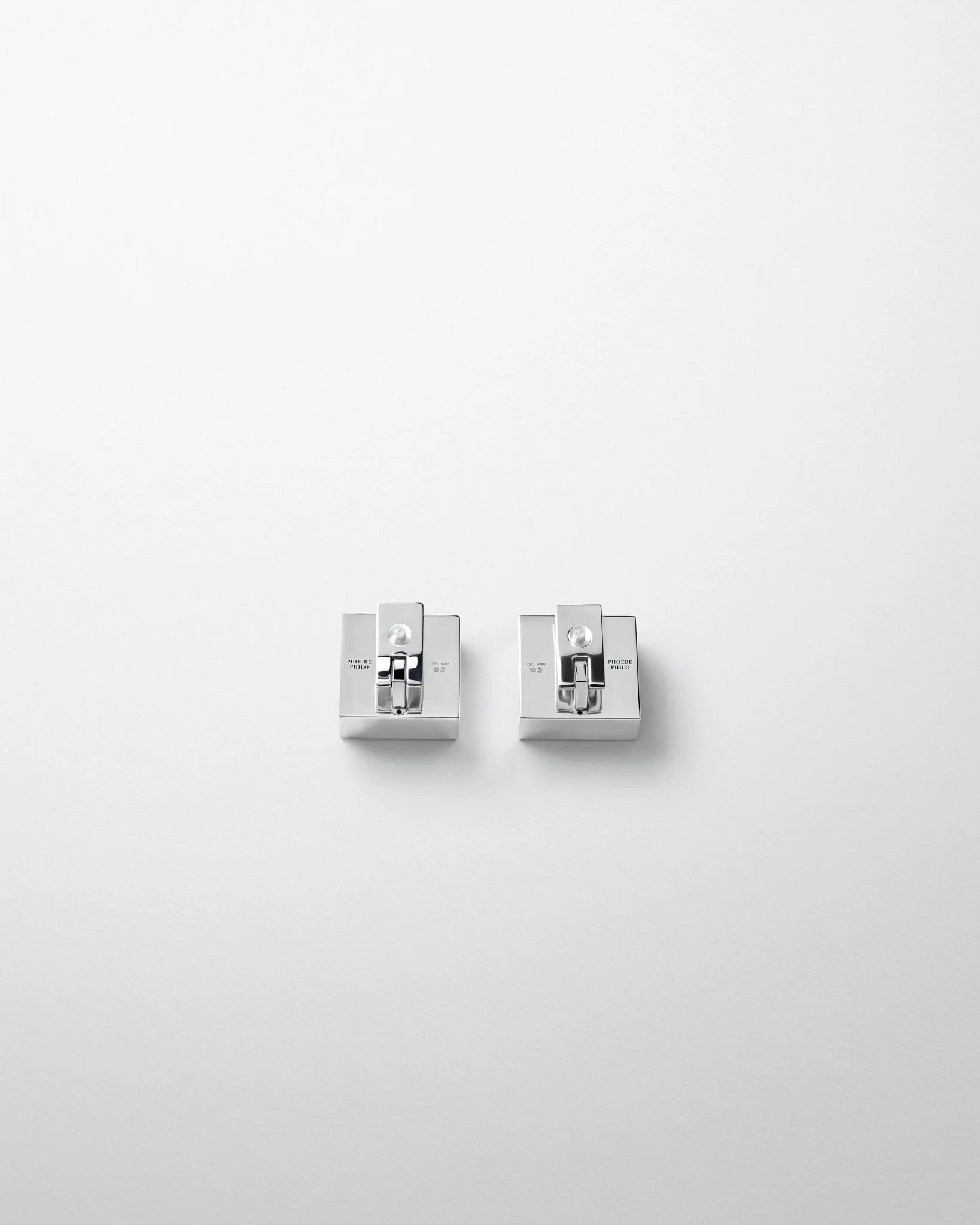 CUBE STUDS | silver - Image 2