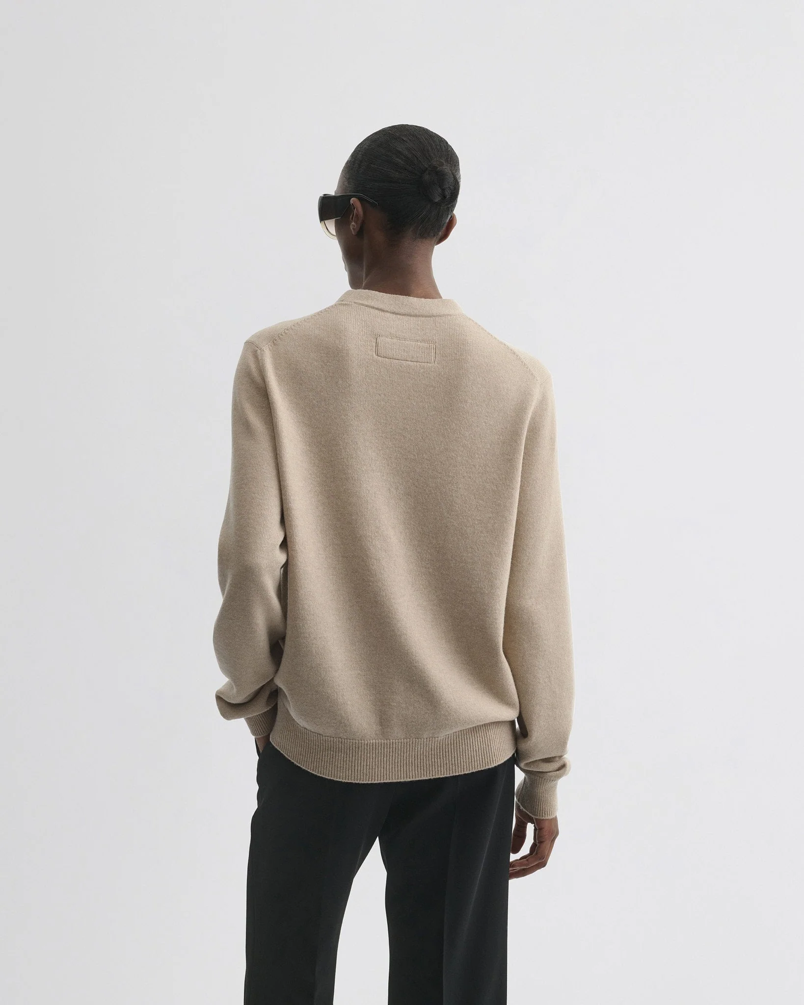 EASY V-NECK SWEATER | beige wool cashmere - Image 4
