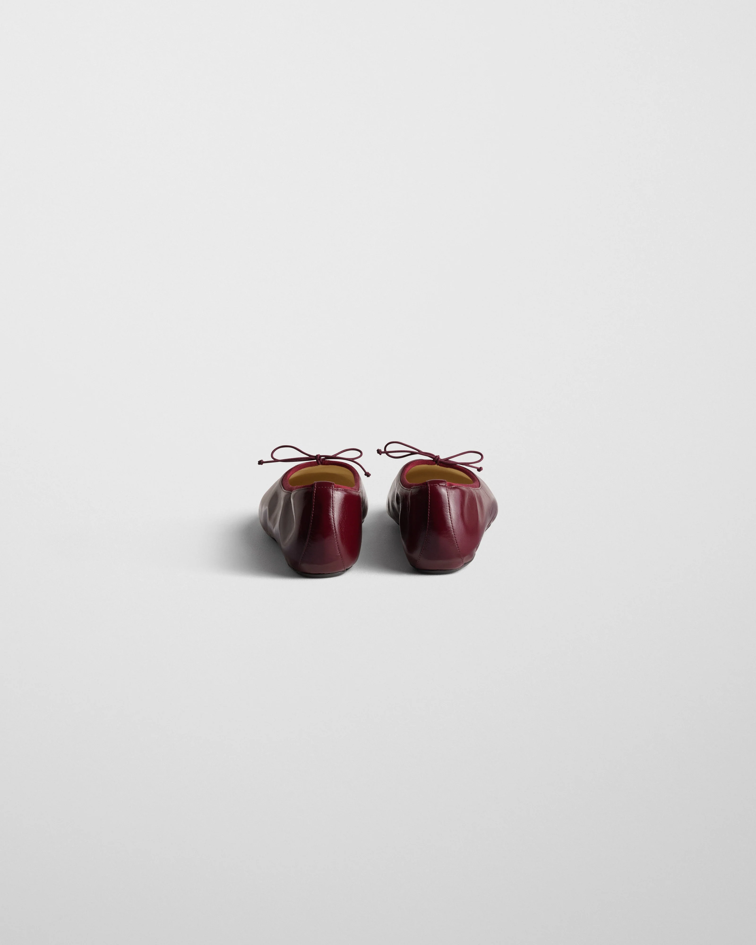 GATHERED FLAT | merlot leather - Image 4