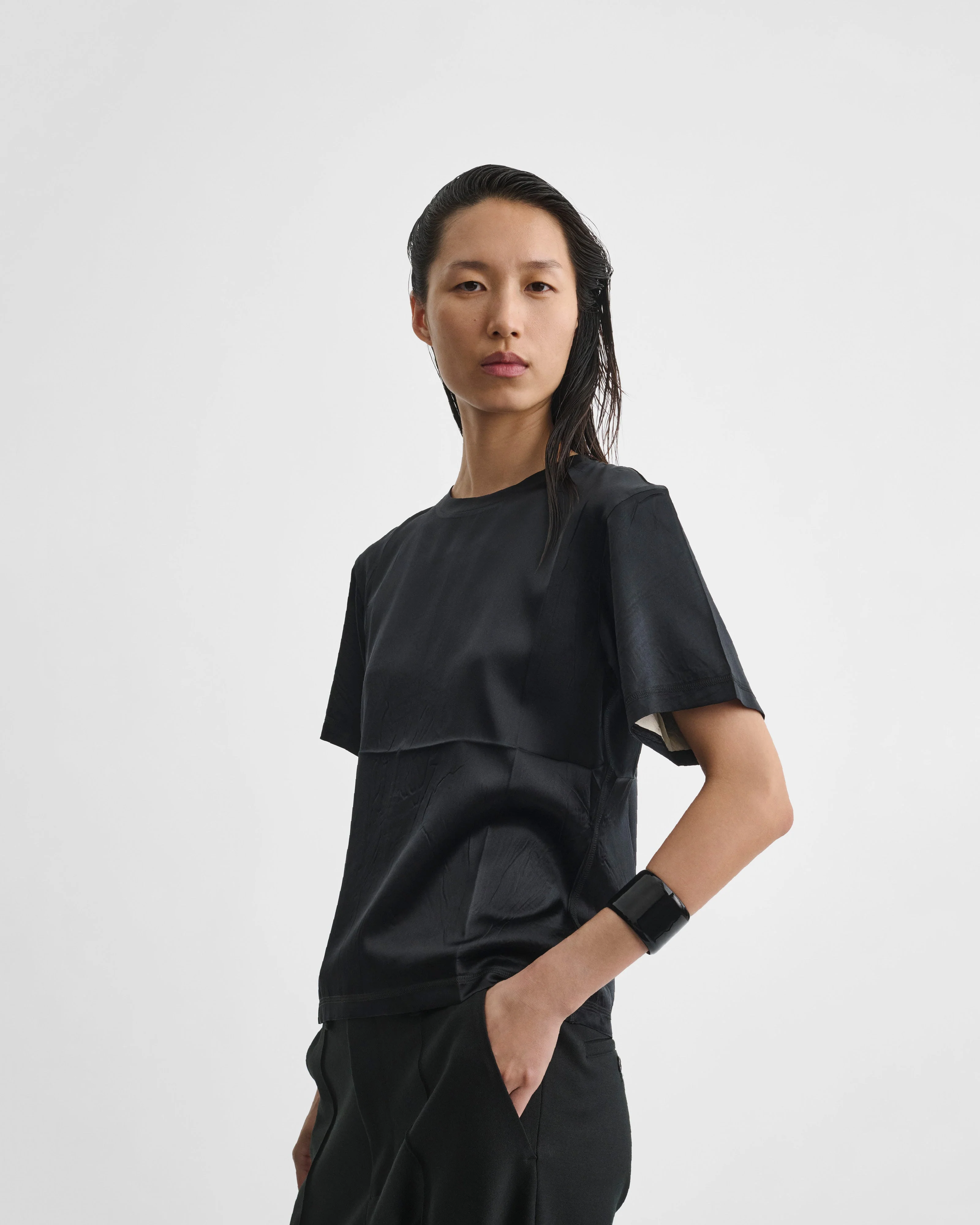 GRAPHIC T | black silk - Image 4