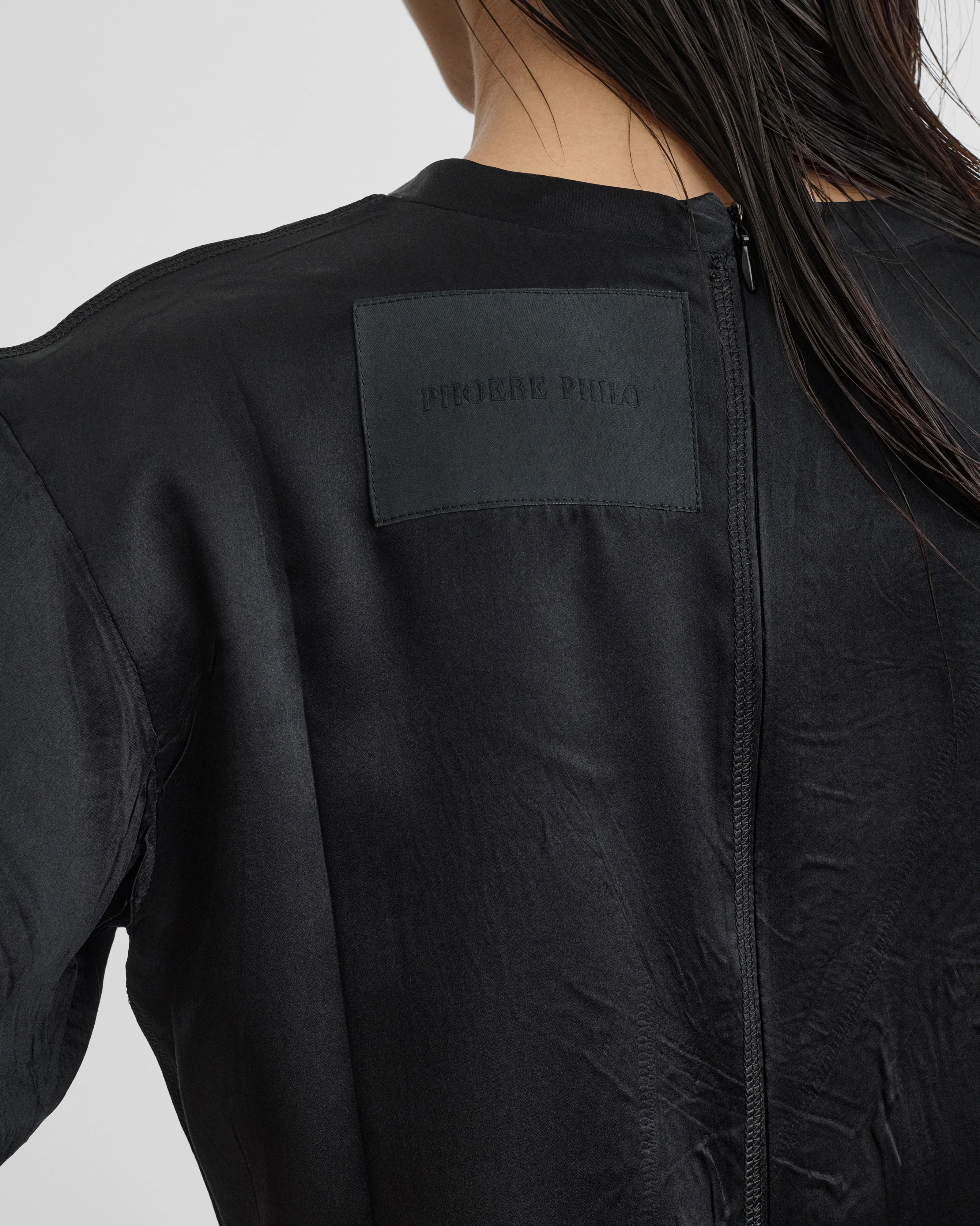 GRAPHIC T | black silk - Image 6