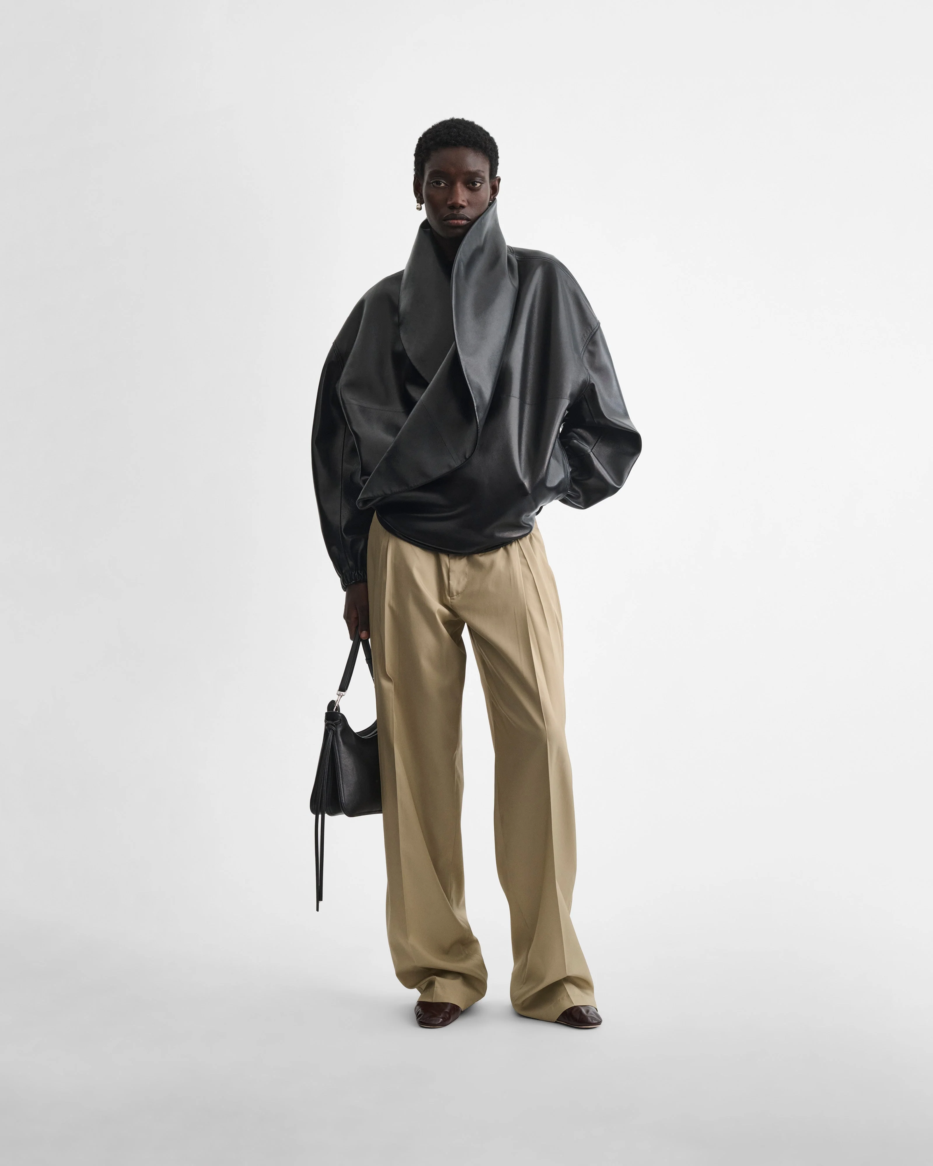 MOON BOMBER | black leather - Image 3