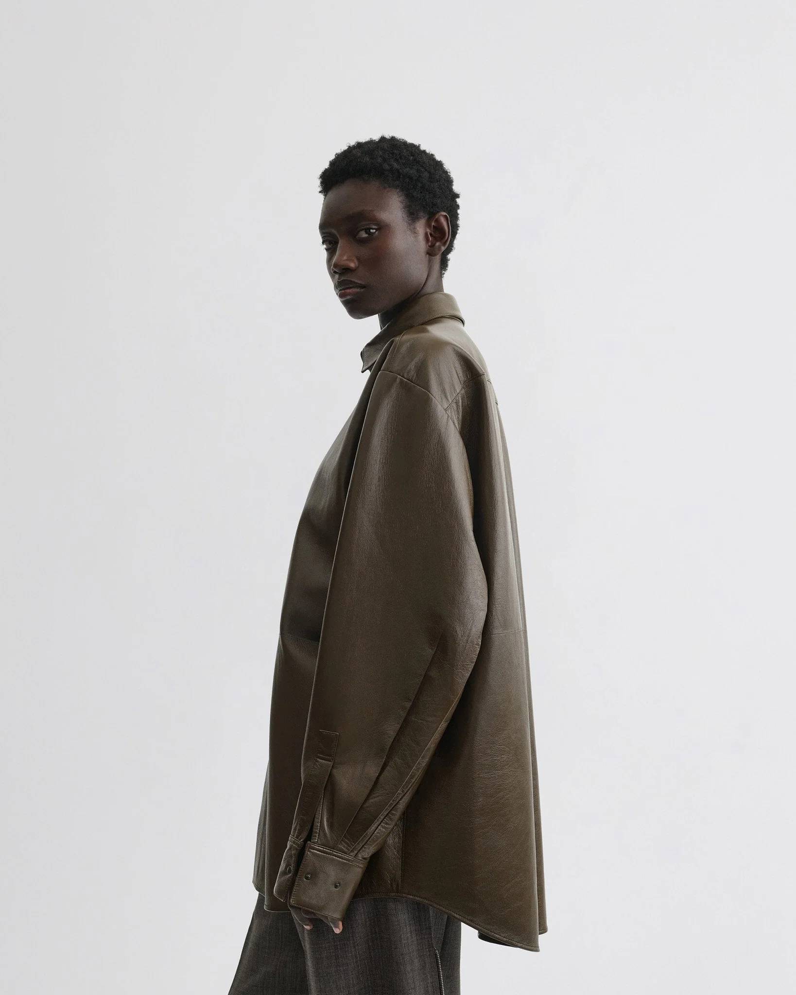 OVERSHIRT | green bronze leather - Image 5