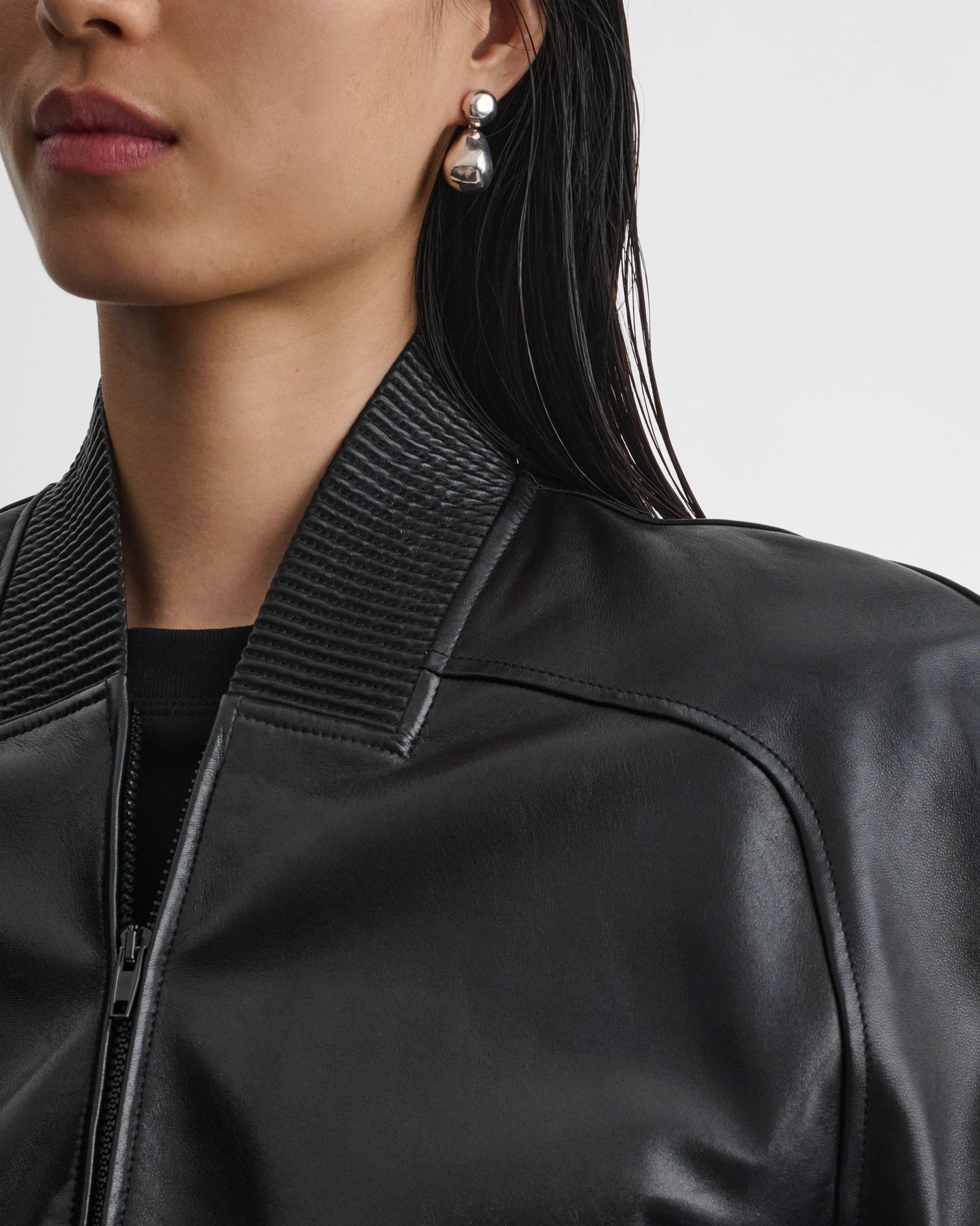 SHRUNK BOMBER | black leather - Image 5