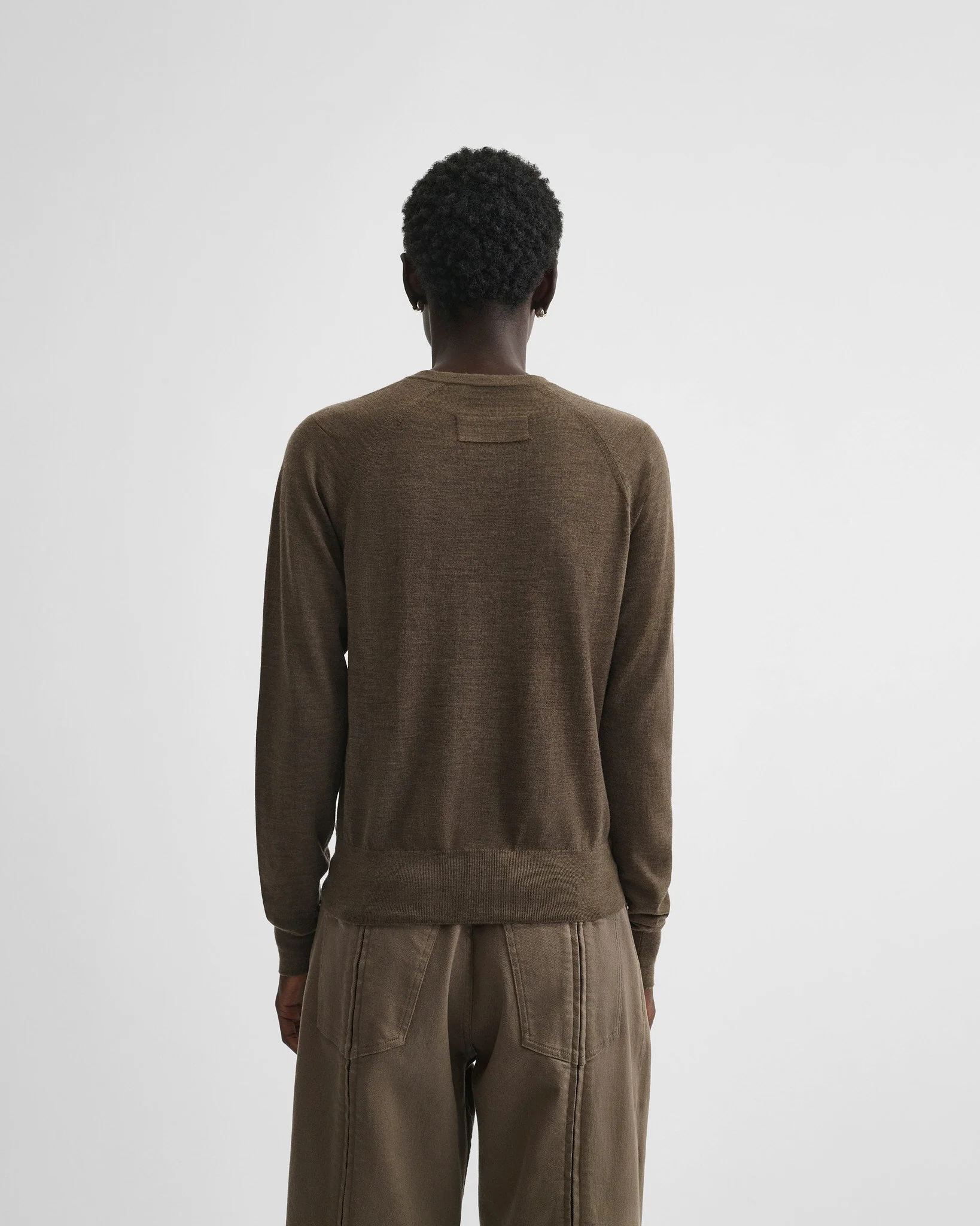 SHRUNK V-NECK | taupe wool - Image 6