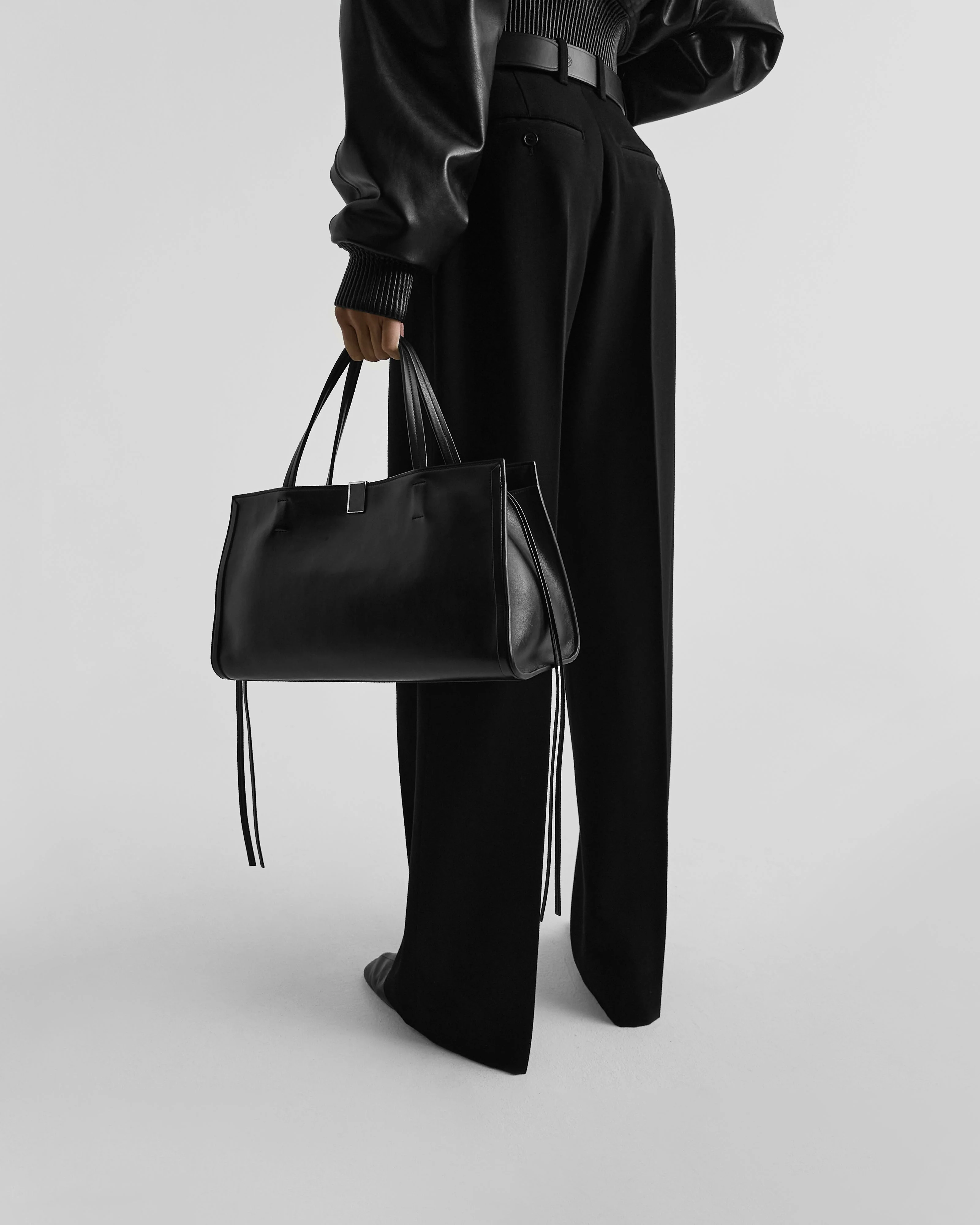 SMALL KIT CABAS | black leather - Image 2