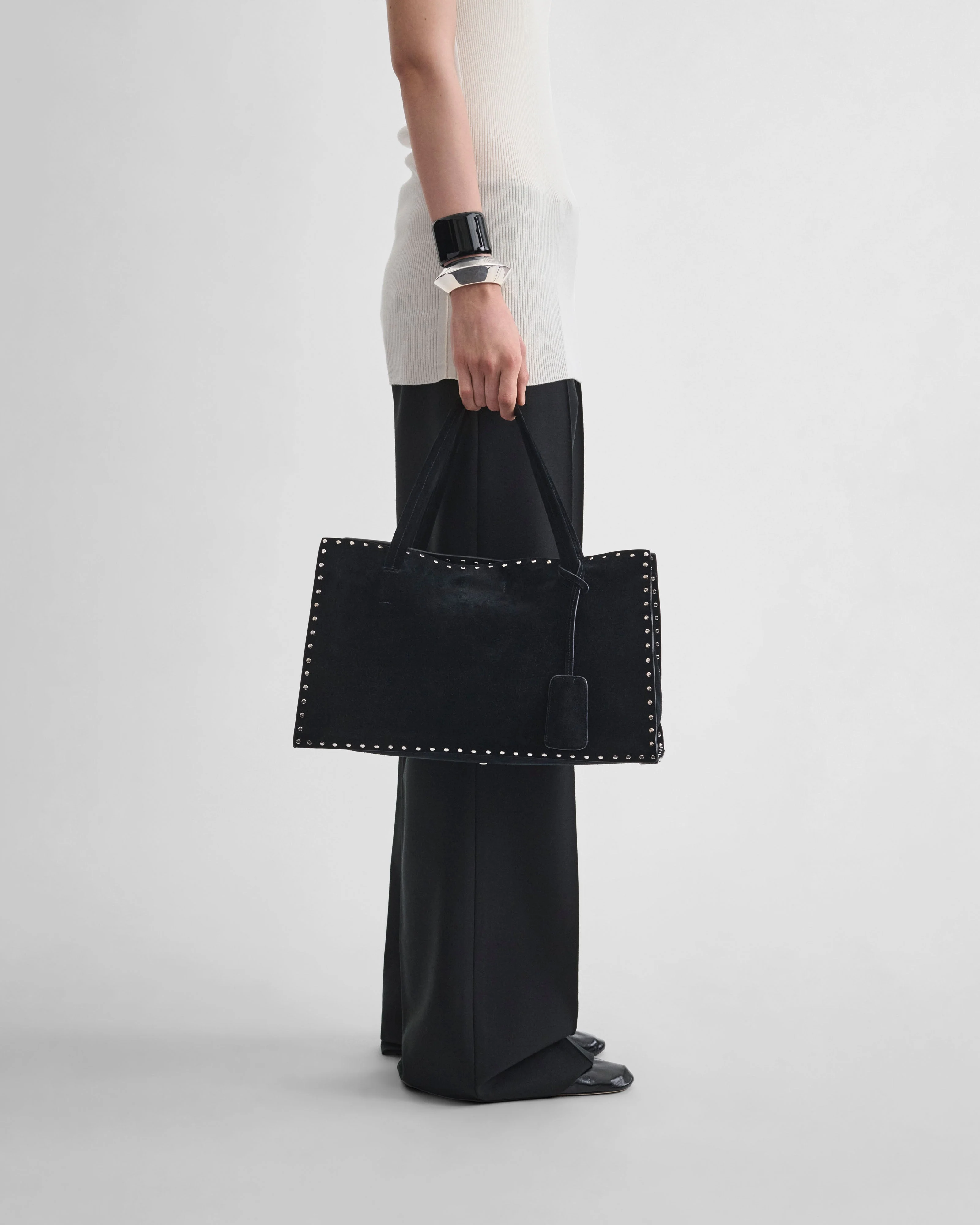 SMALL STUD CABAS | black suede - Image 2
