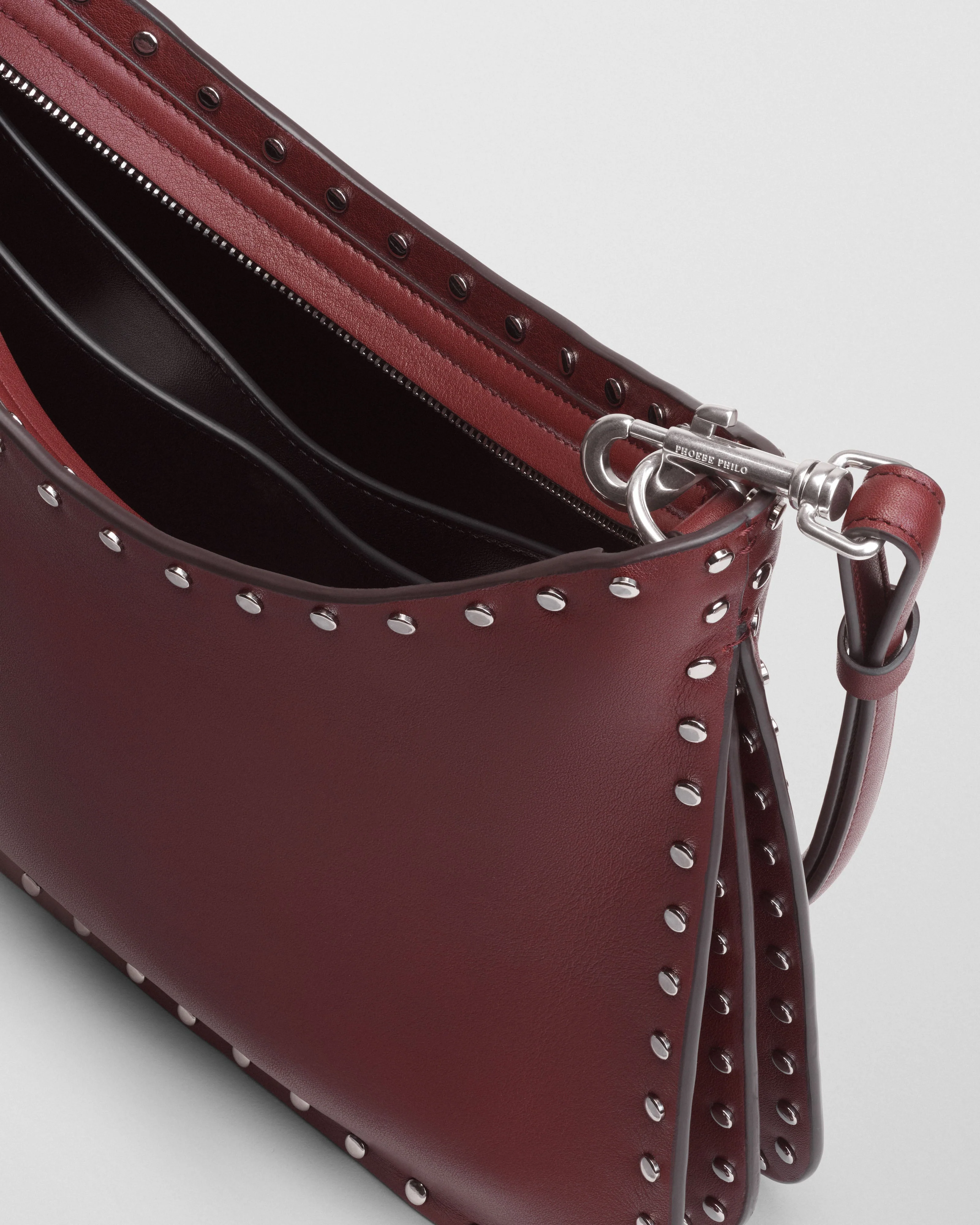 SMALL STUD GIG BAG | chestnut leather - Image 4