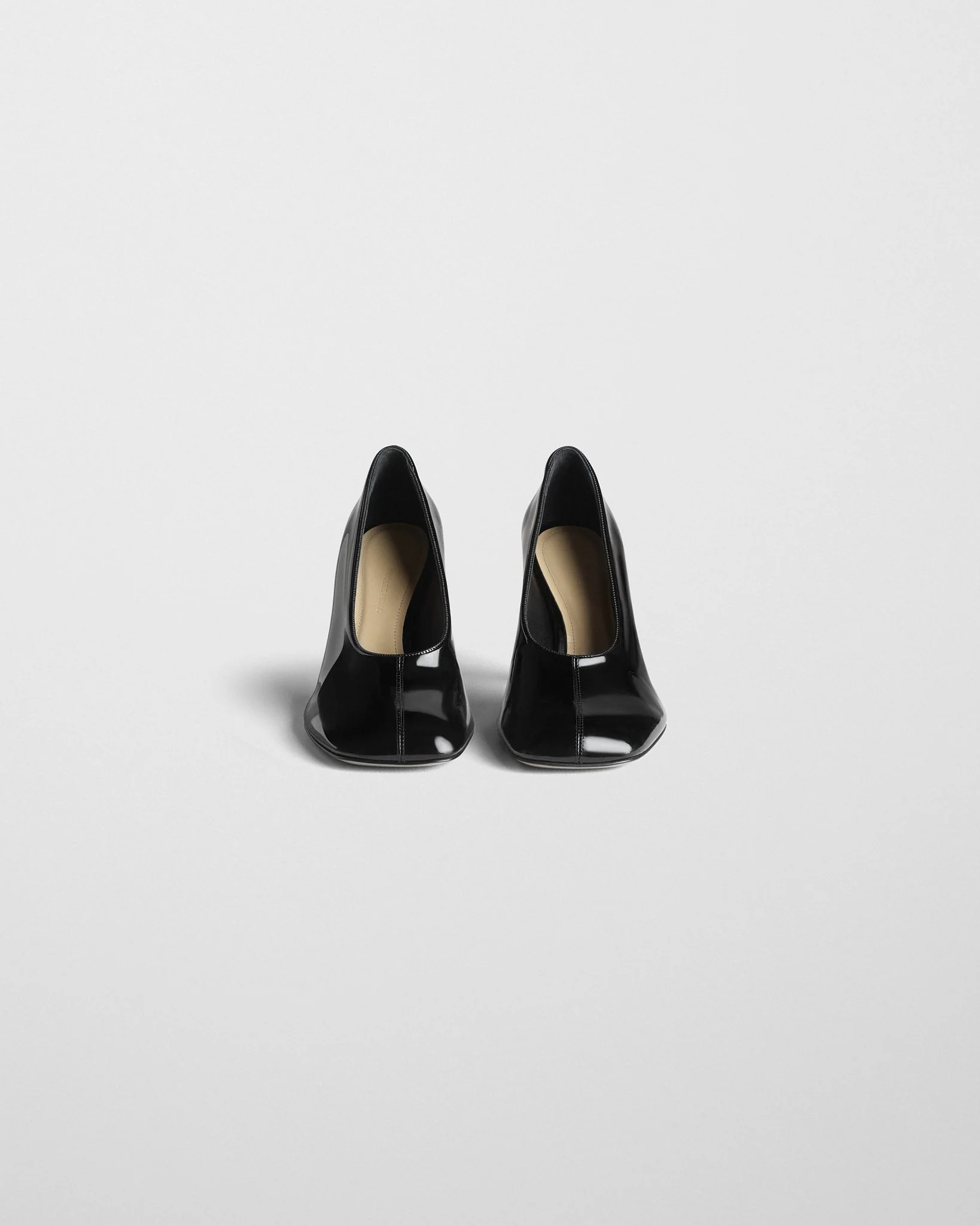 SOFT PUMP | black patent leather - Image 2