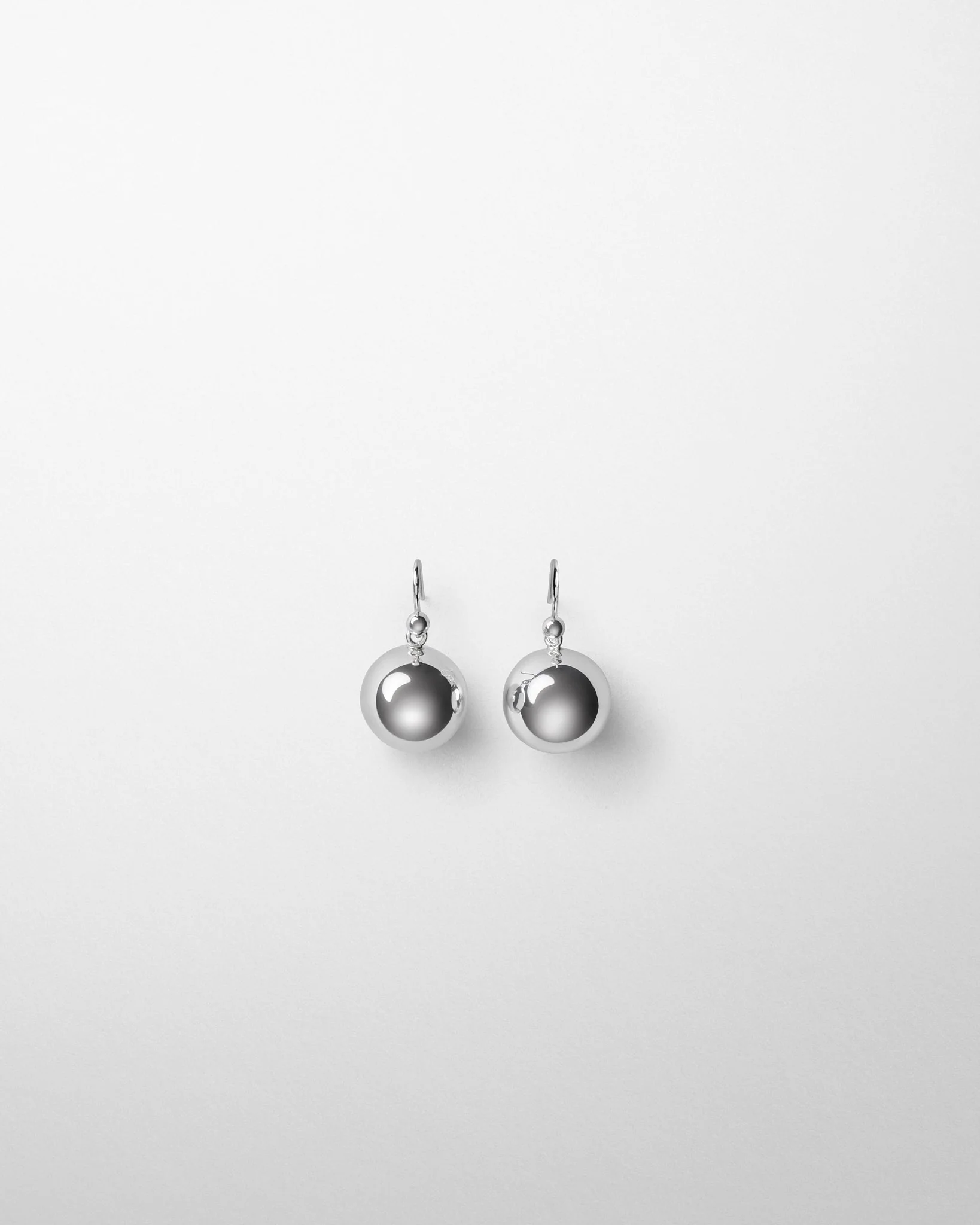 SPHERE EARRINGS | silver