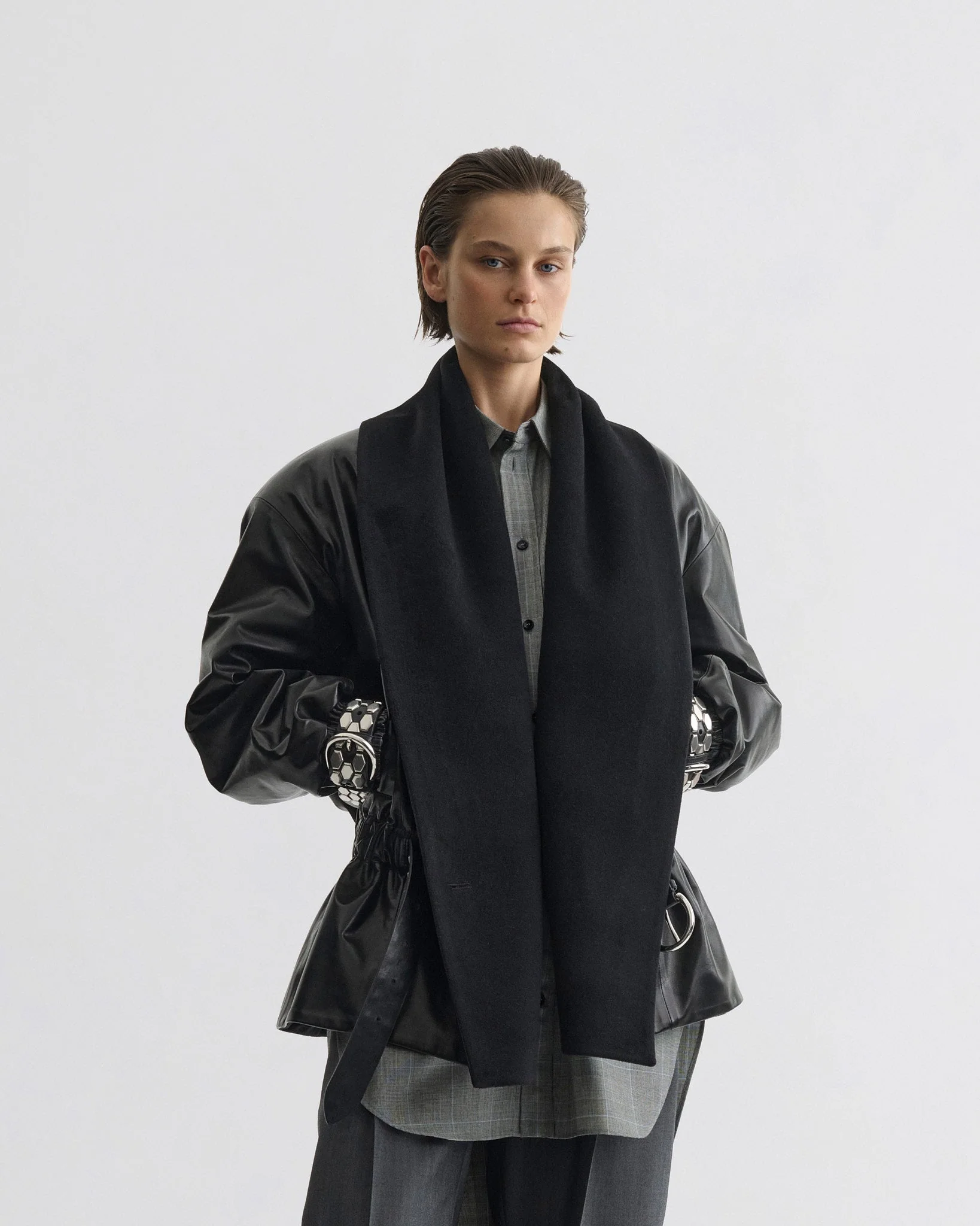 STUD JACKET | black leather - Image 3