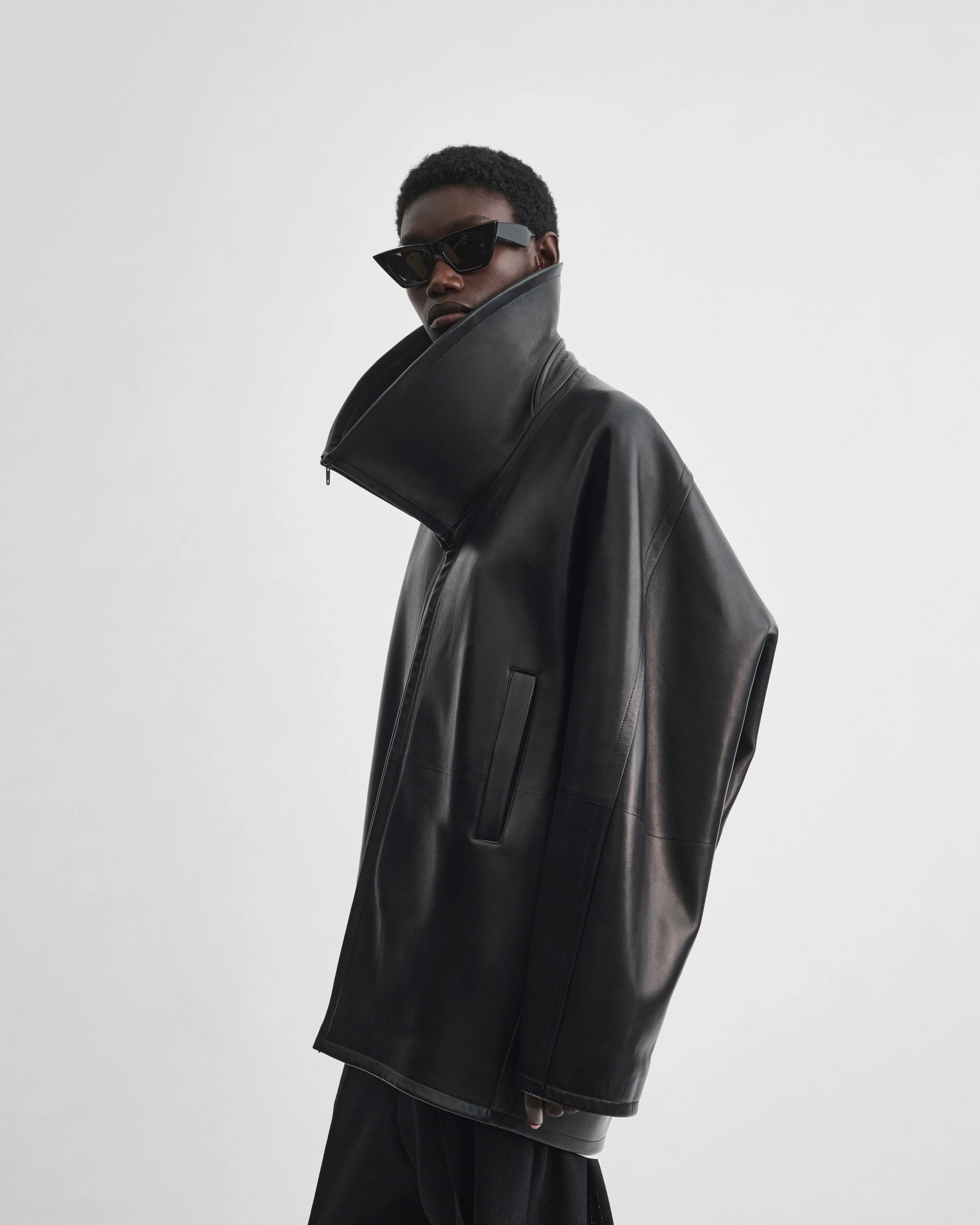 SWATHE JACKET | black leather - Image 3