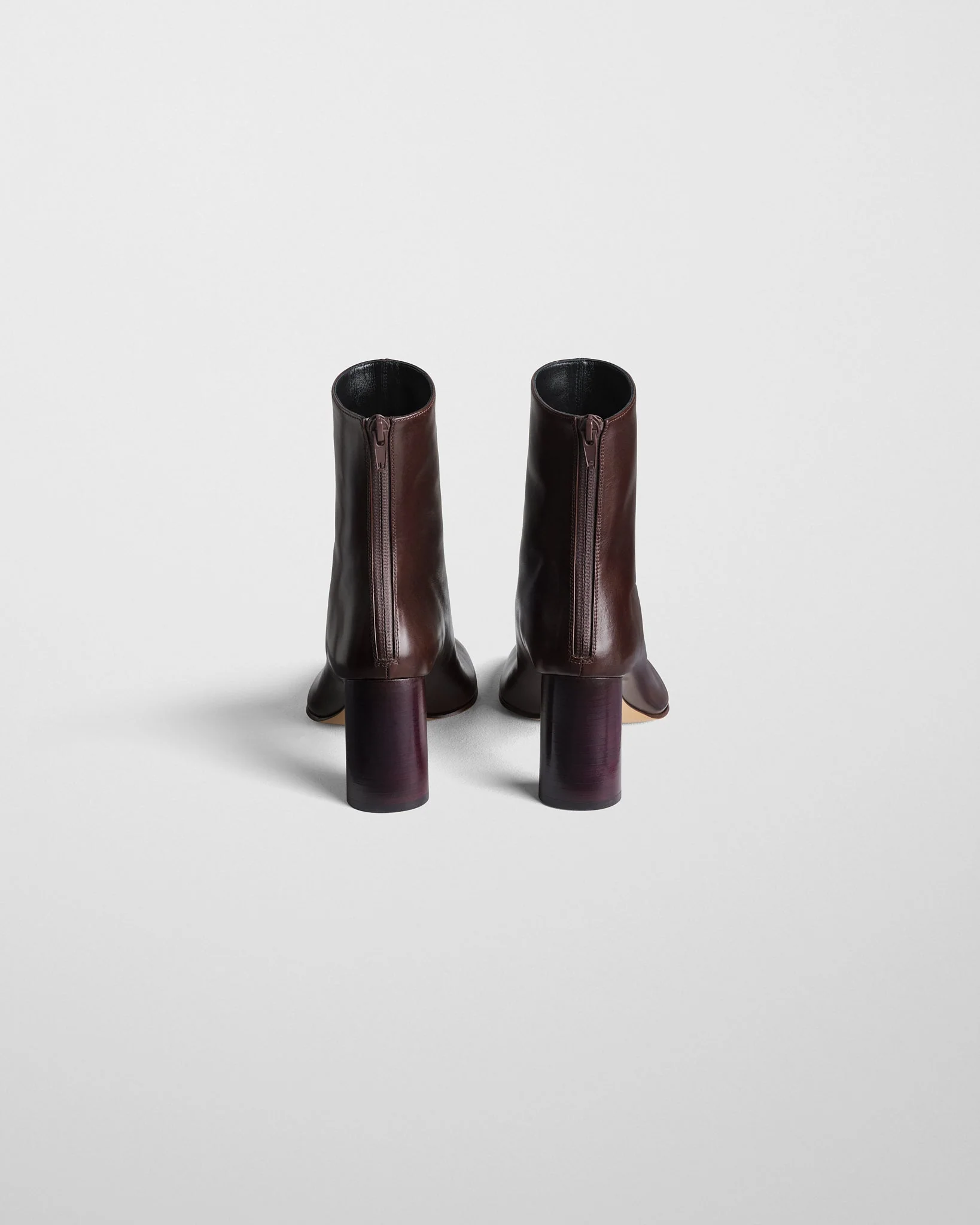 TUG ANKLE BOOT | plum brown leather - Image 4